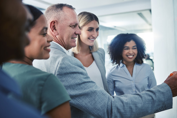 領(lǐng)導(dǎo)力咨詢(xún)：培養(yǎng)領(lǐng)導(dǎo)力，為組織發(fā)展提供有力保障