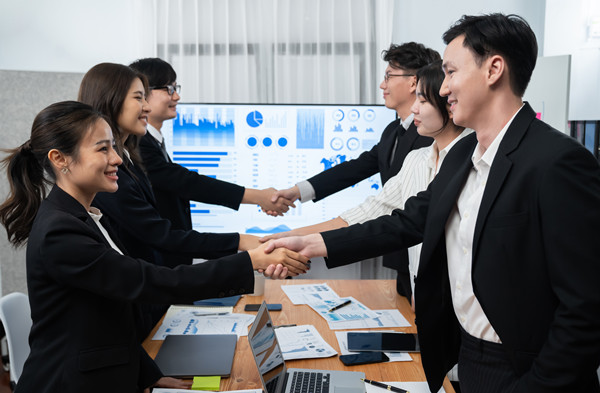 企業(yè)績效管理方案:全球視野與本地實踐 企業(yè)績效管理方案:全球視野與本地實踐