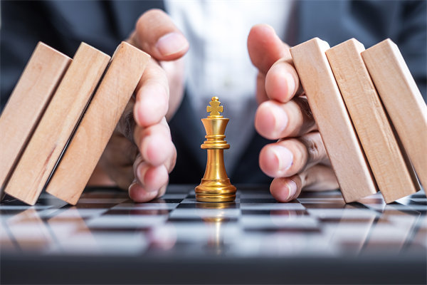 企業(yè)戰(zhàn)略調(diào)整如何有效應(yīng)對(duì)行業(yè)變革挑戰(zhàn)？